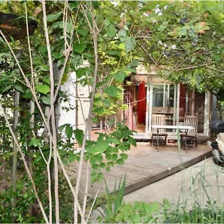 Maison La Campagne A Paris * Le Pré-Saint-Gervais